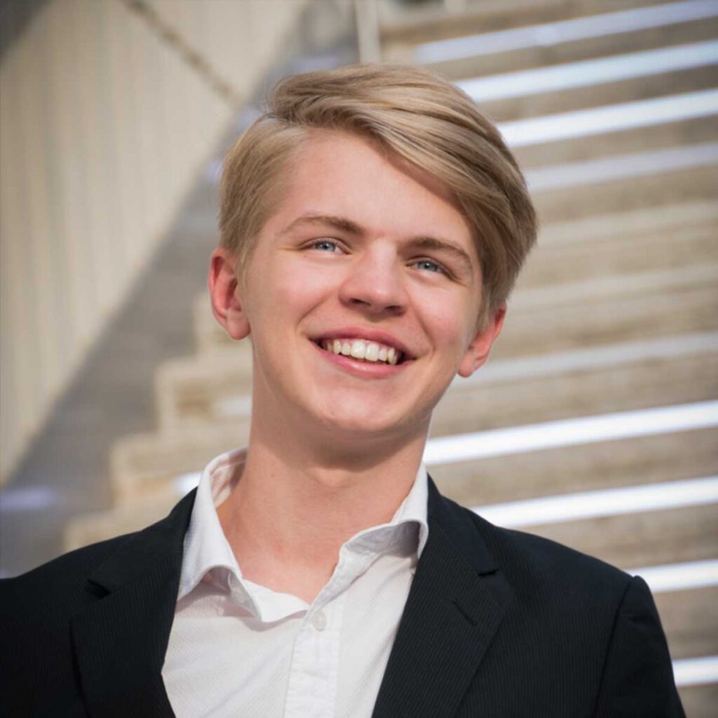 YMCC-2015-Roscoe-Bussell